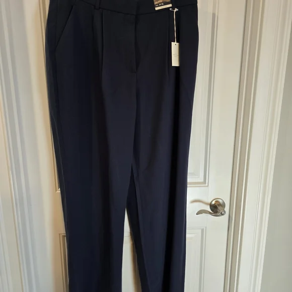 Abercrombie And Fitch Navy Women's Pants - Picture 1 of 6